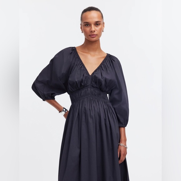 Madewell V-Neck Balloon-Sleeve Maxi Dress in Black - Picture 2 of 13